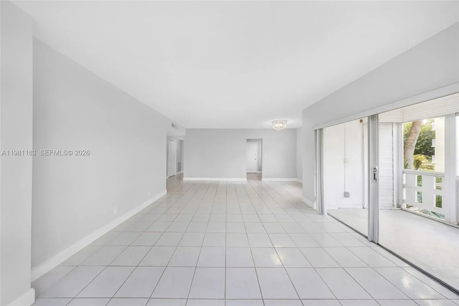 4350 Hillcrest Dr # 200, Hollywood FL 33021