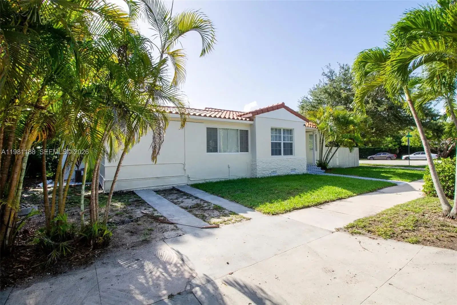 2727 Calusa St, Miami FL 33133 photo 3