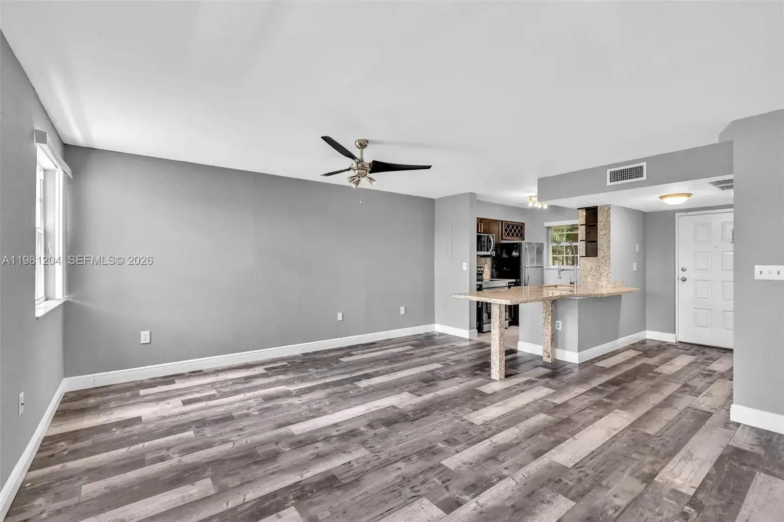 2871 N Oakland Forest Dr # 204, Oakland Park FL 33309 photo 3