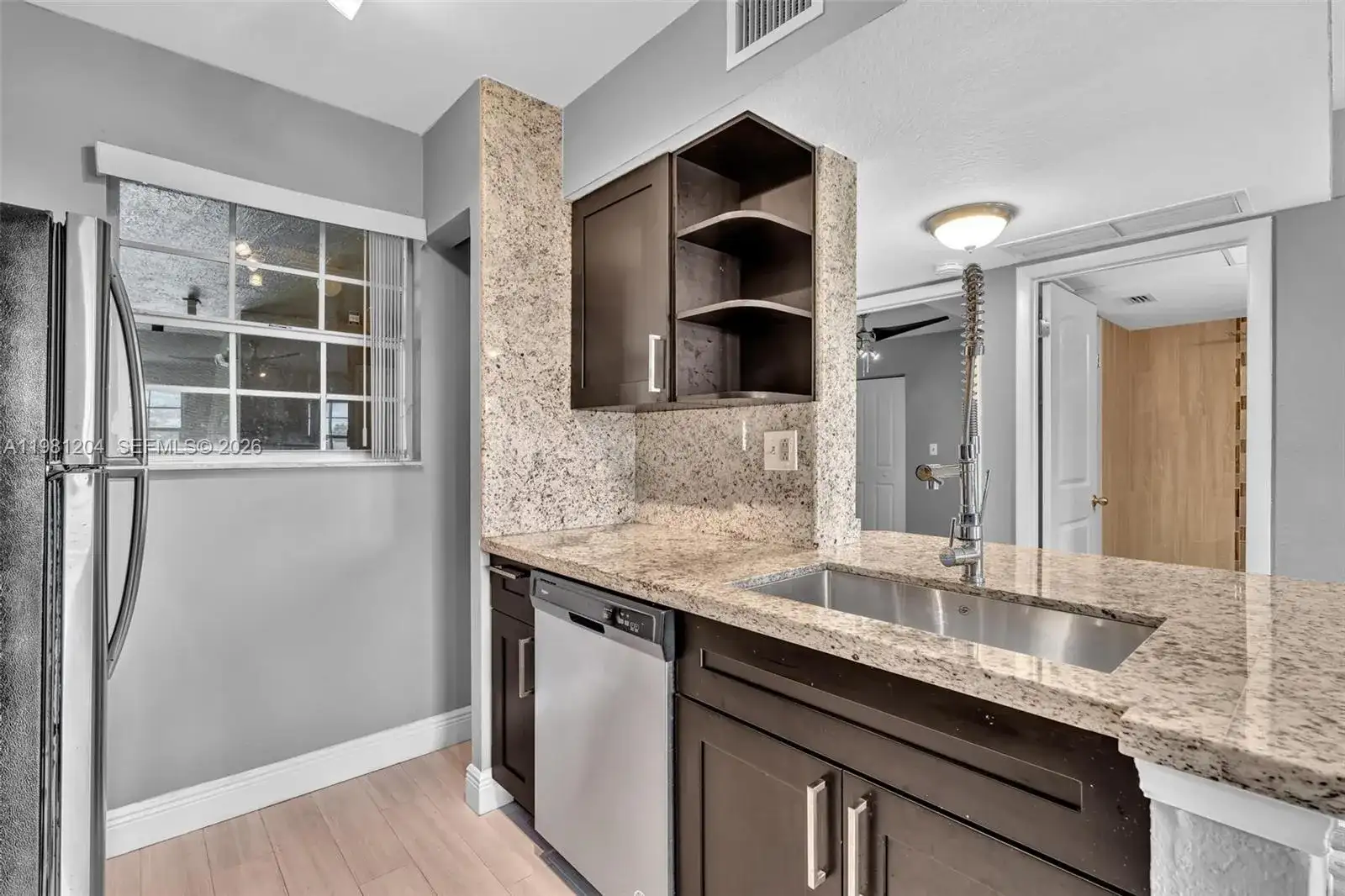 2871 N Oakland Forest Dr # 204, Oakland Park FL 33309 photo 5