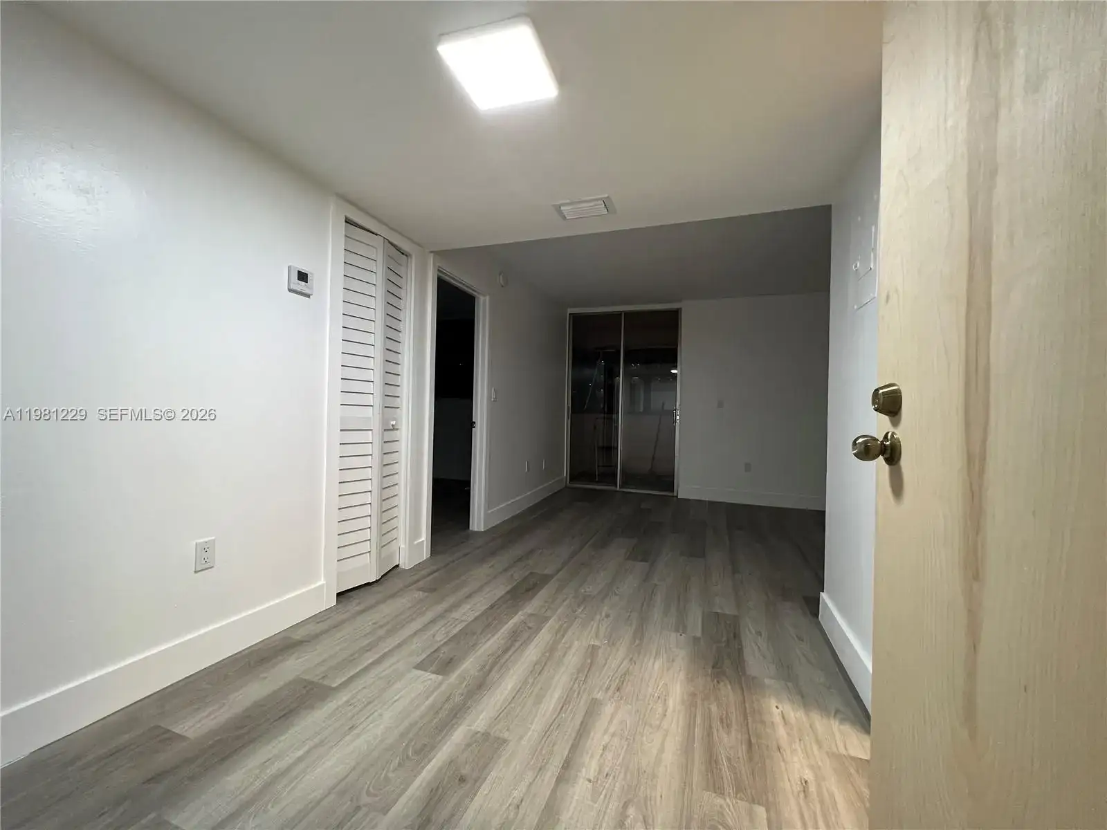 5050 NW 7th St # 511, Miami FL 33126 photo 4