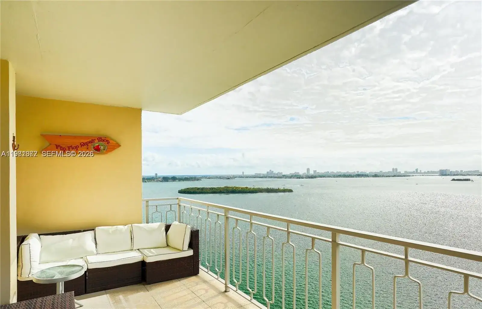 11111 Biscayne Blvd # 20E, Miami FL 33181 photo 2