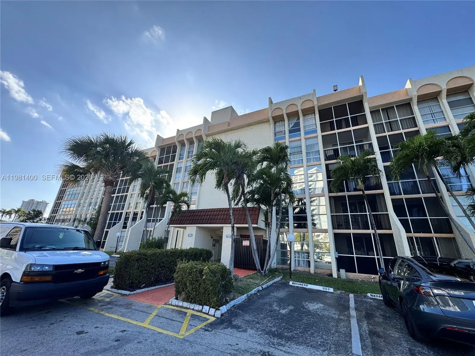 701 Three Islands Blvd # 103, Hallandale Beach FL 33009