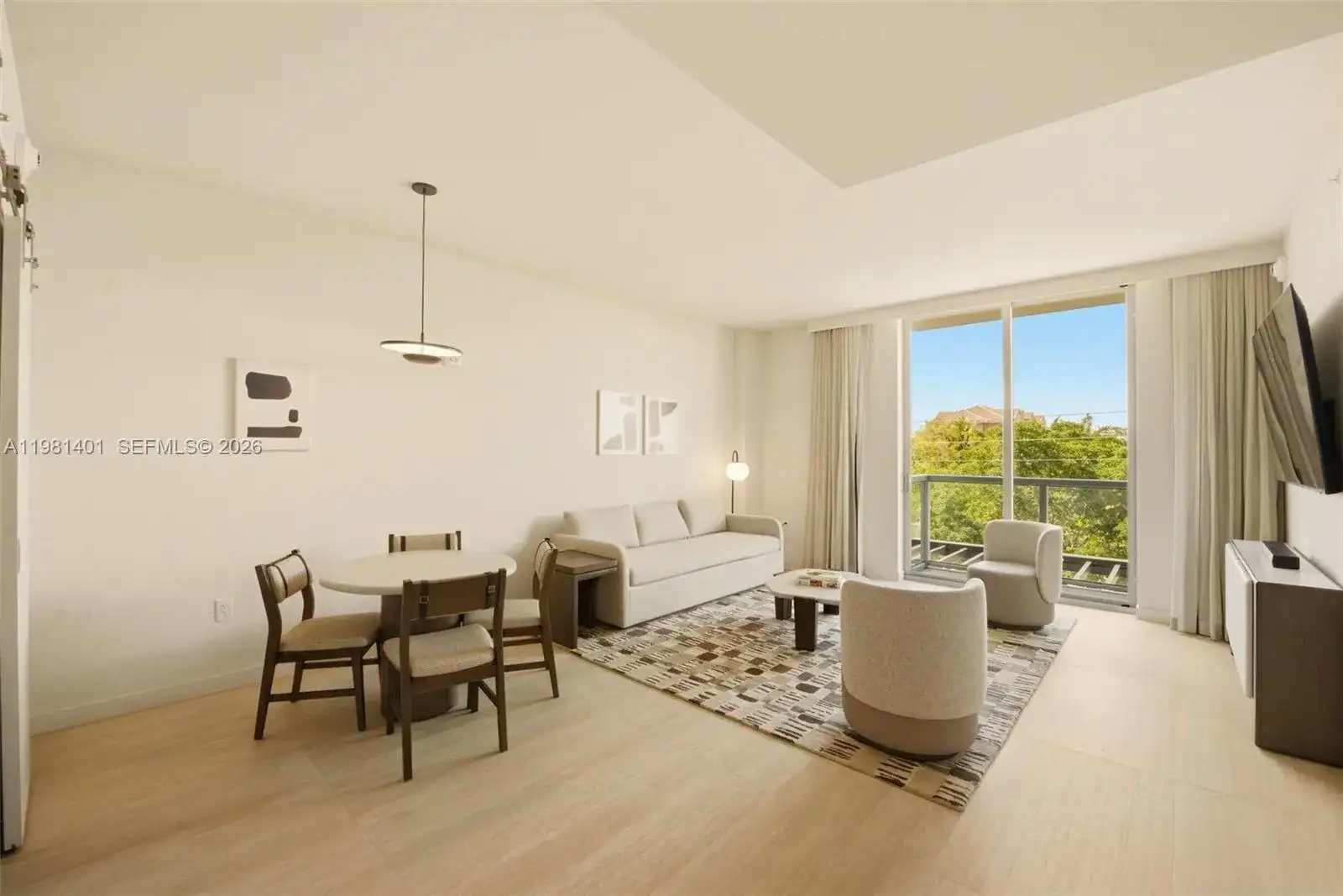 1611 SW 2nd Avenue # 301, Miami FL 33129 photo 2