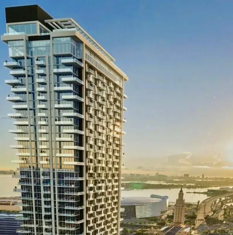 11 NE 6th St # 311, Miami FL 33132