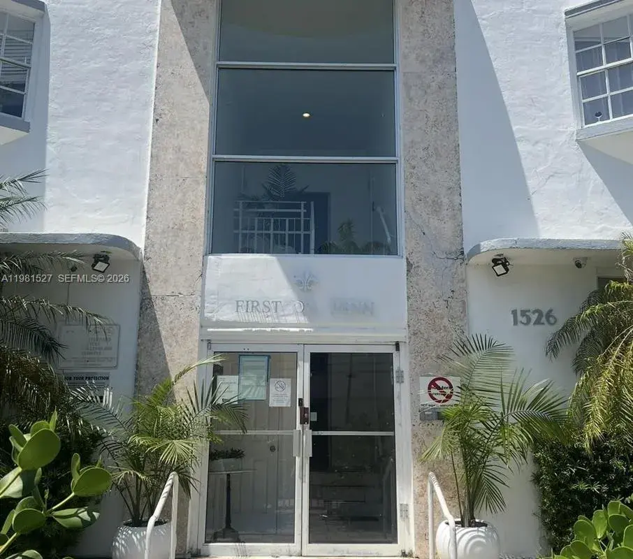1526 Pennsylvania Ave # 15, Miami Beach FL 33139
