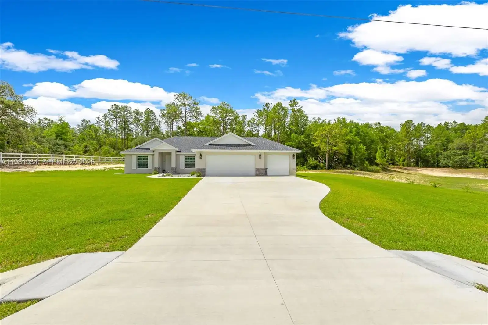 13822 SW 61 Pl Rd, Ocala FL 34481 photo 2