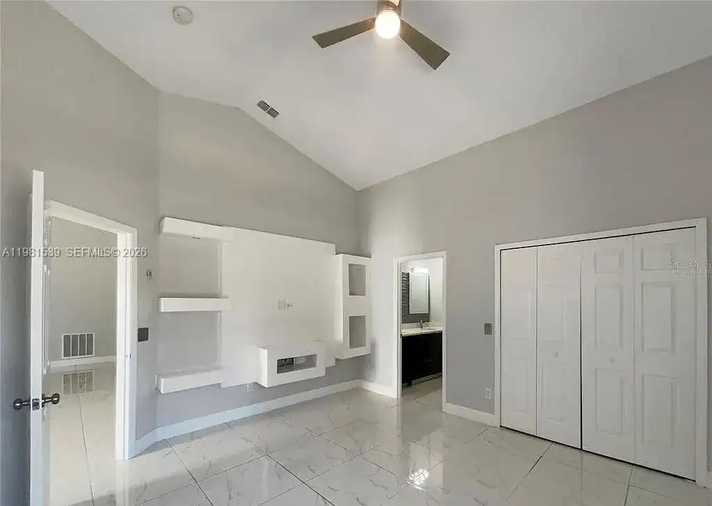 6773 Blue Bay Cir, Lake Worth FL 33467 photo 4