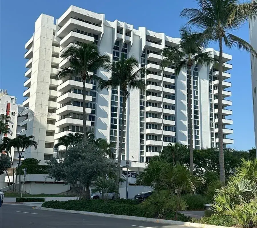 3200 Collins Ave # 1, Miami Beach FL 33140