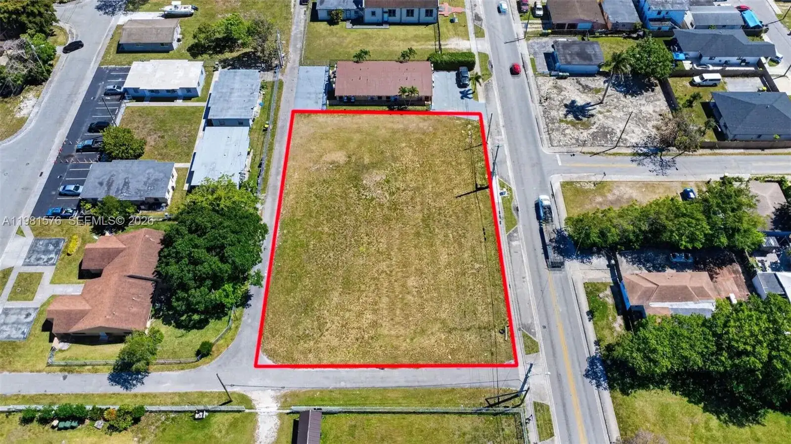 429 SW 6th Ave, Homestead FL 33030 photo 2