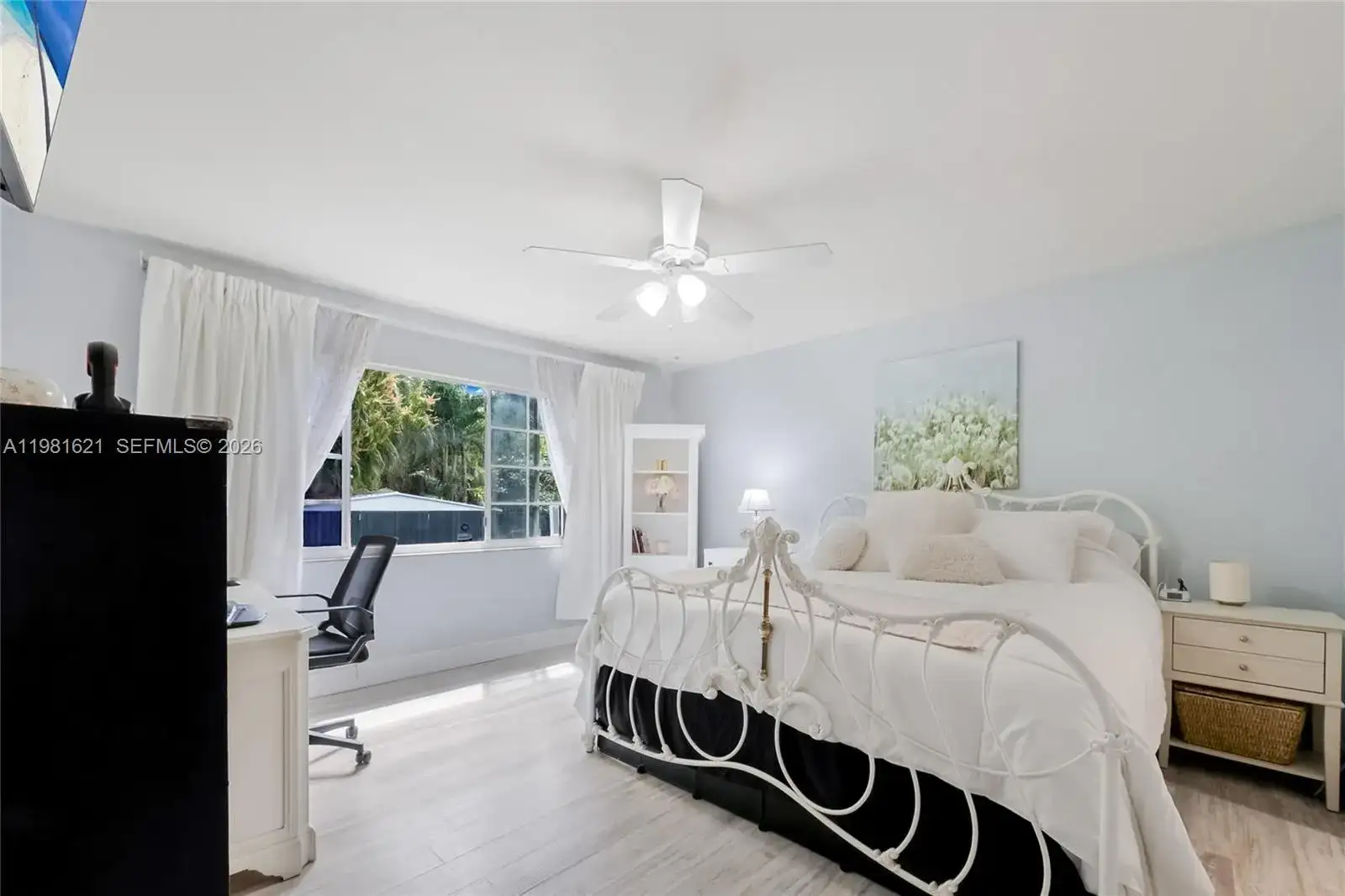 6350 NW 39th Ter, Virginia Gardens FL 33166 photo 5