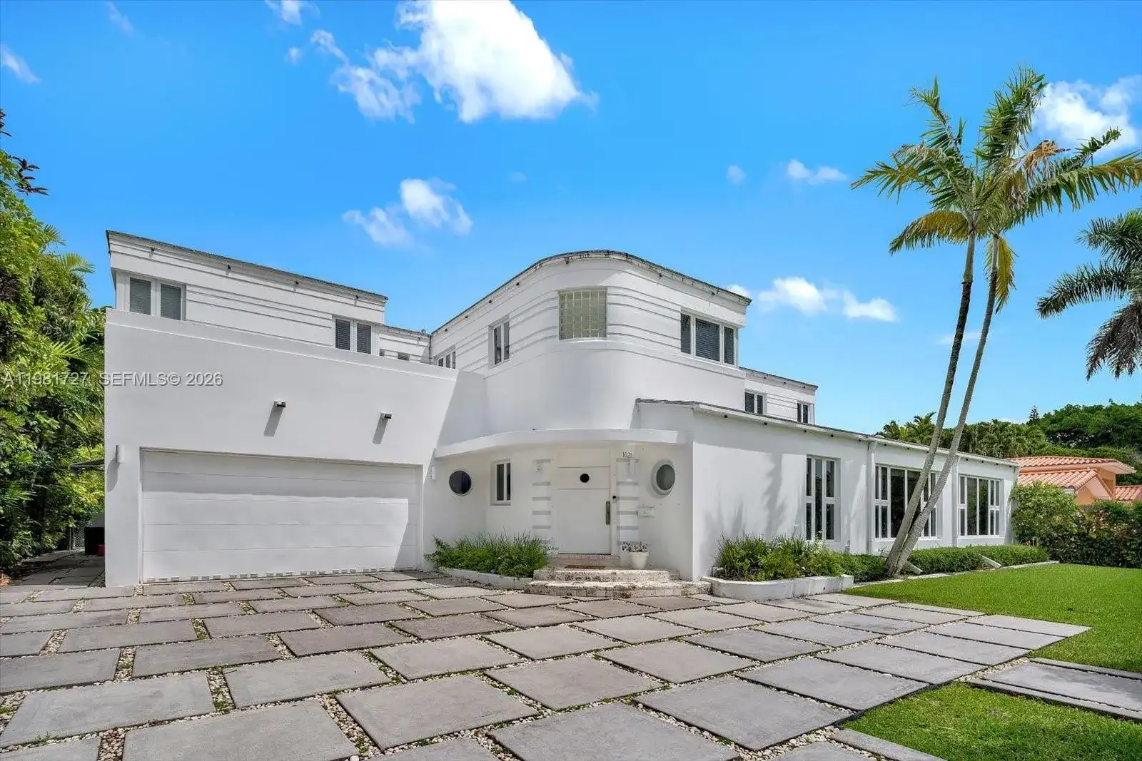 1021 N Greenway Dr, Coral Gables FL 33134 photo 3