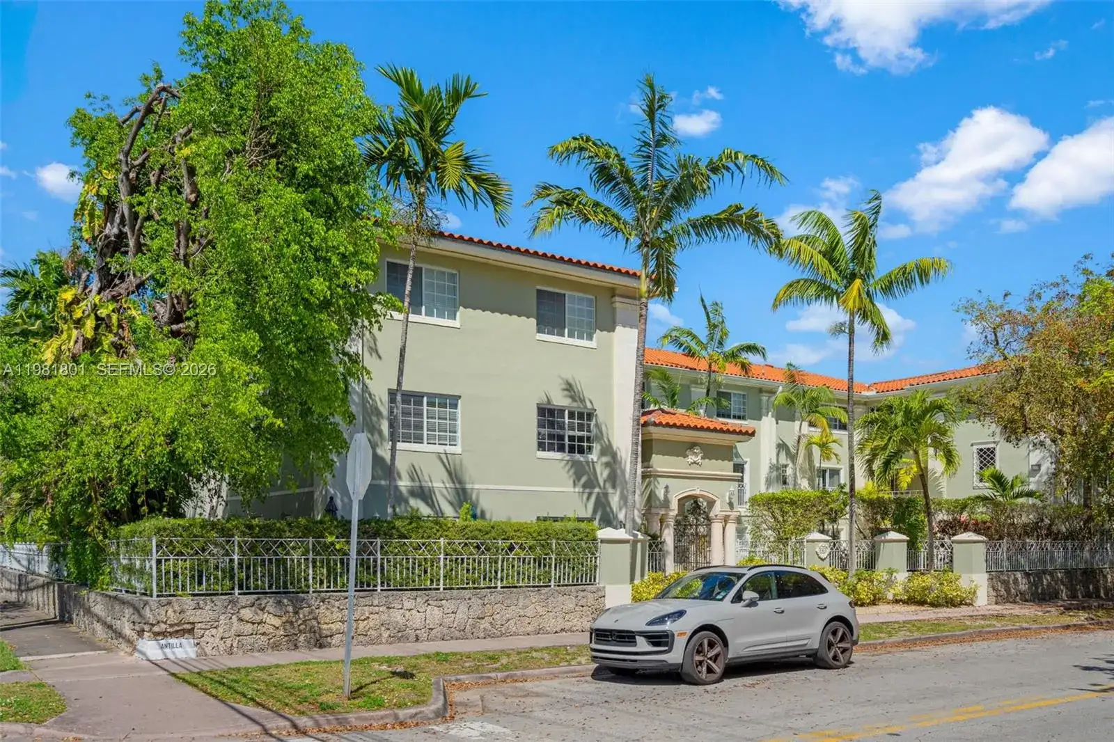 45 Antilla Ave # 3C, Coral Gables FL 33134 photo 2