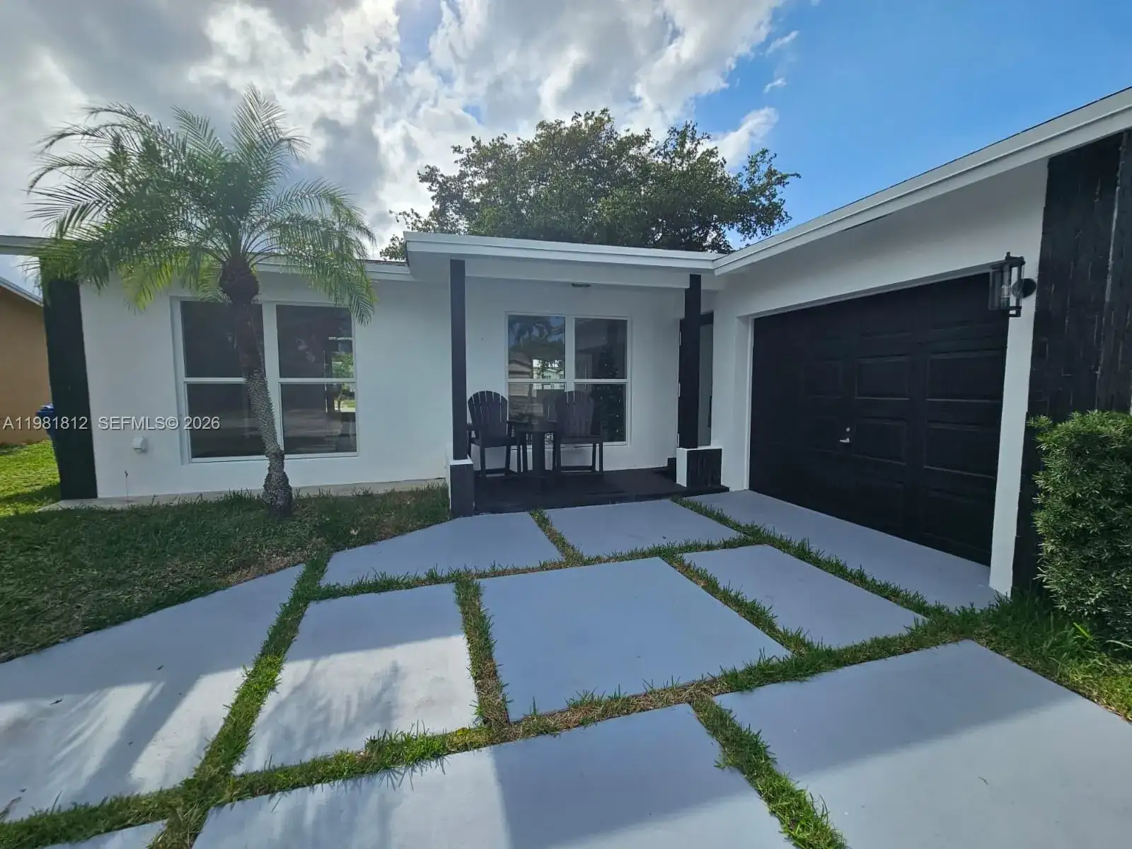11450 NW 32nd Pl, Sunrise FL 33323 photo 3