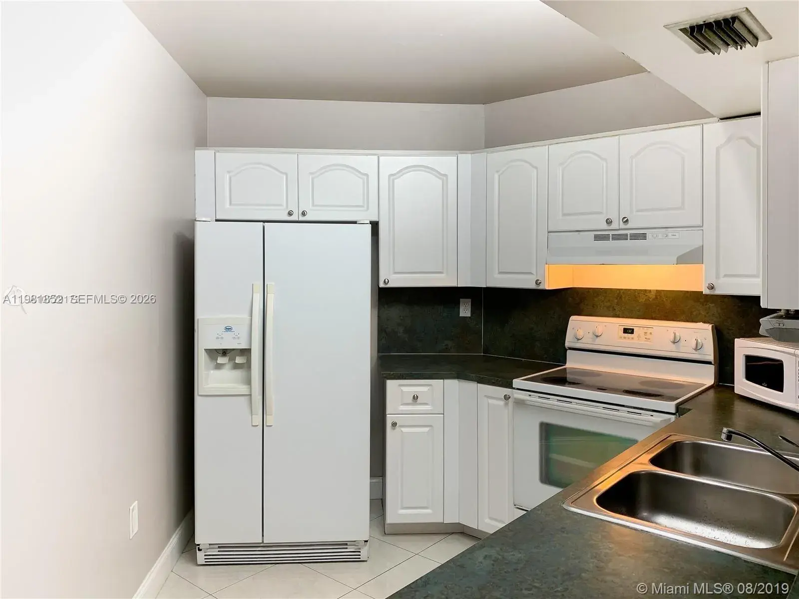 9741 Fontainebleau Blvd # H208, Miami FL 33172