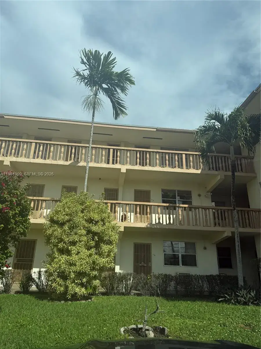 16701 NE 13th Ave # 214, North Miami Beach FL 33162