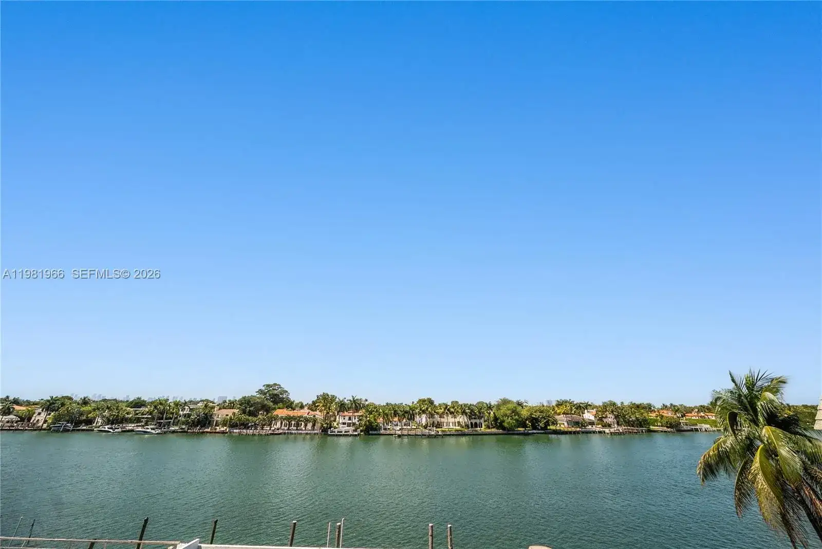 5750 Collins Ave # 4F, Miami Beach FL 33140 photo 2