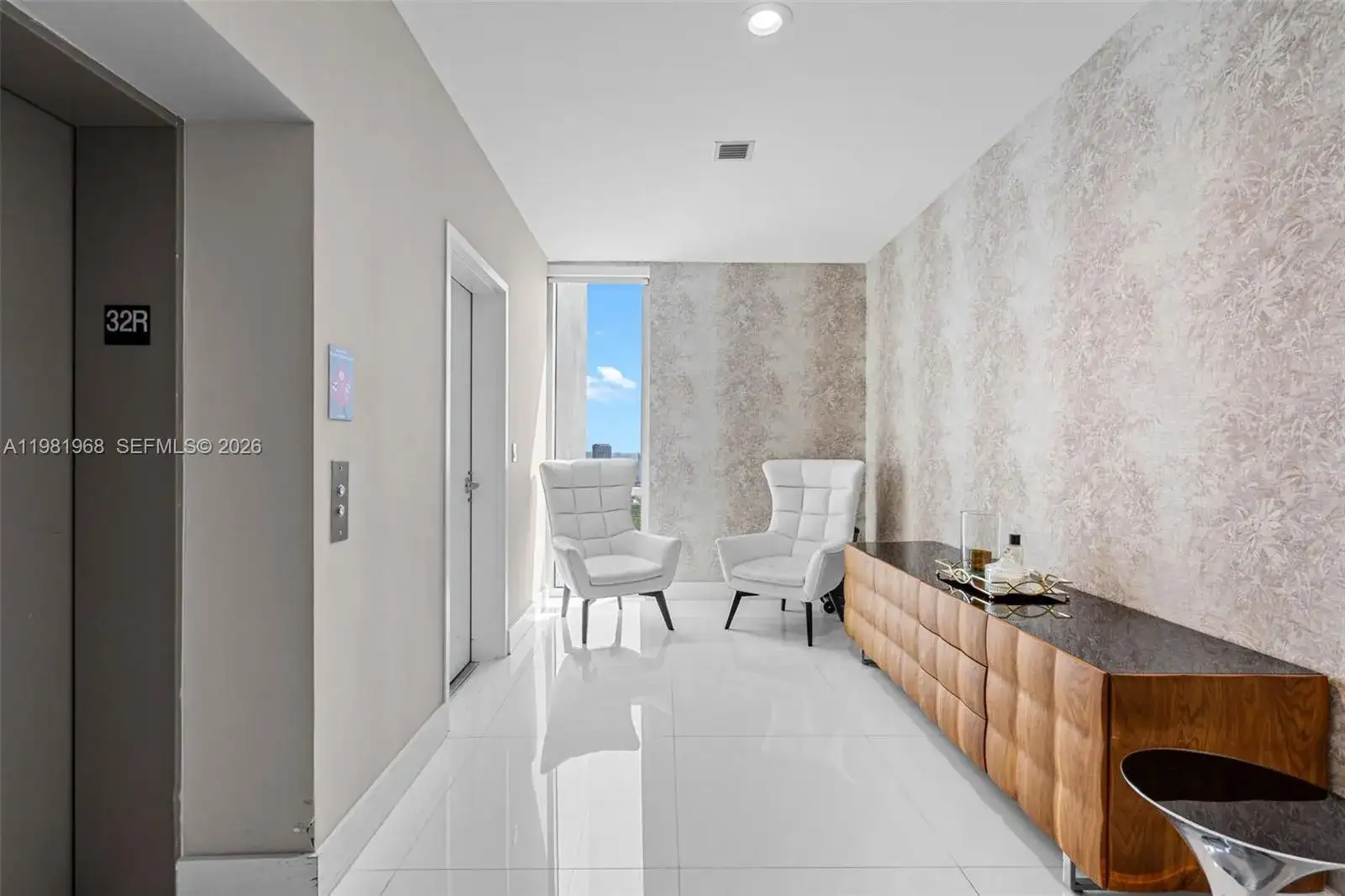 16385 Biscayne Blvd # 3201, North Miami Beach FL 33160 photo 4