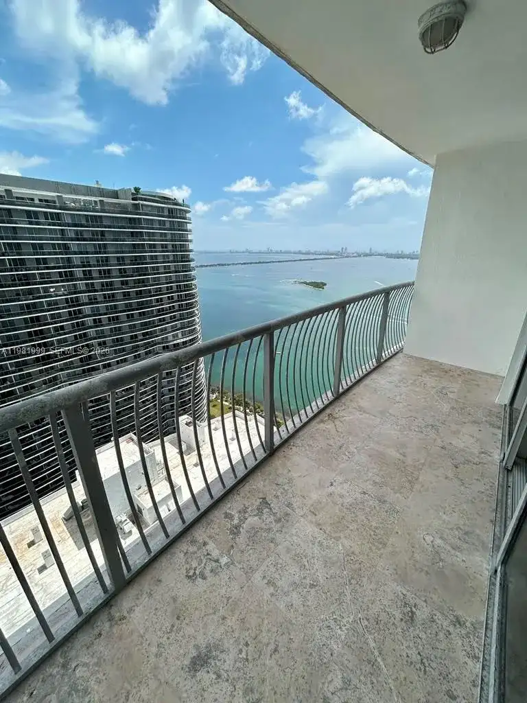 1750 N Bayshore Dr # 5307, Miami FL 33132 photo 3
