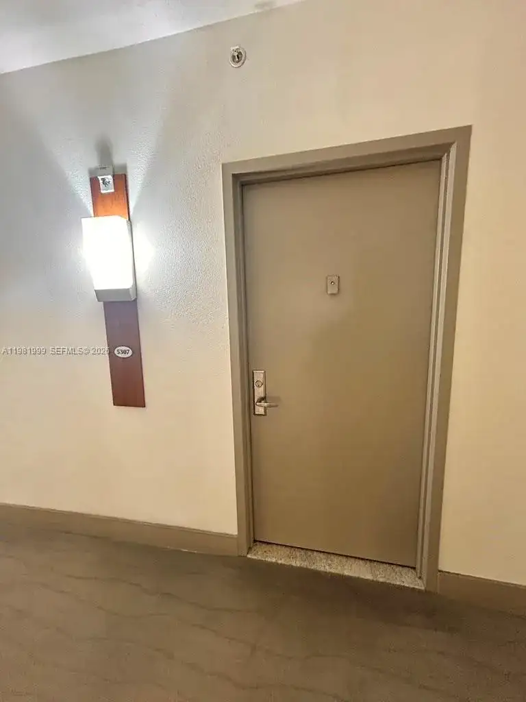 1750 N Bayshore Dr # 5307, Miami FL 33132 photo 4