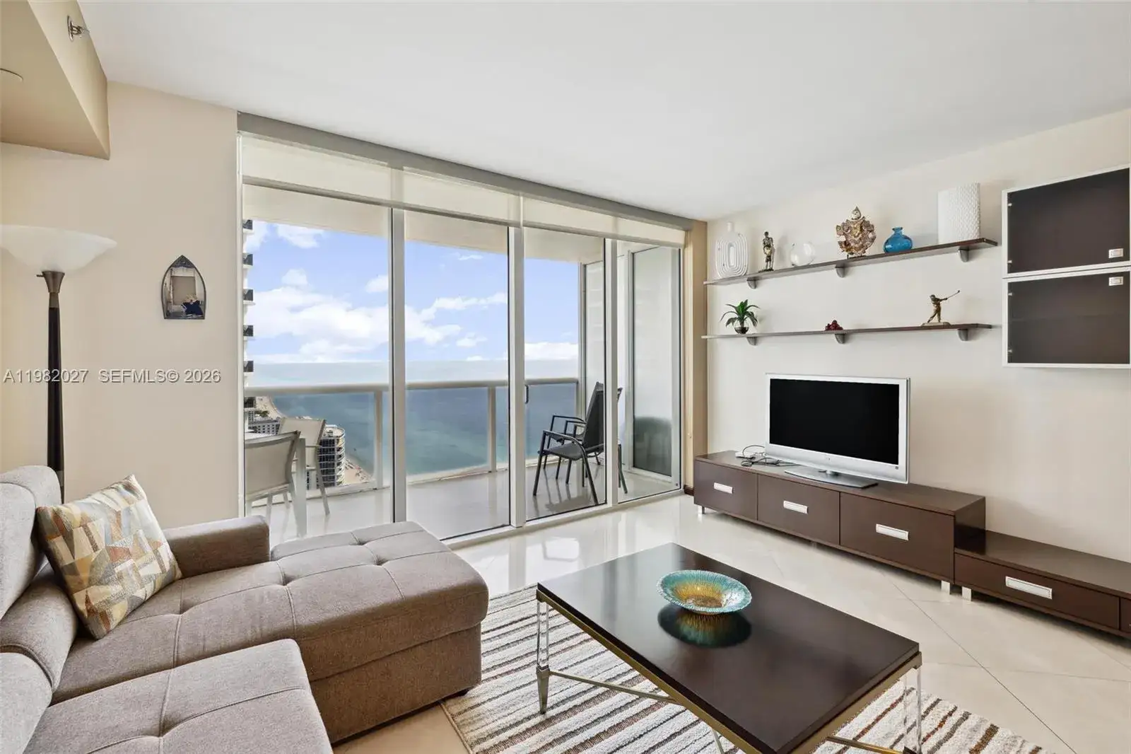 1830 S Ocean Dr # 3909, Hallandale Beach FL 33009