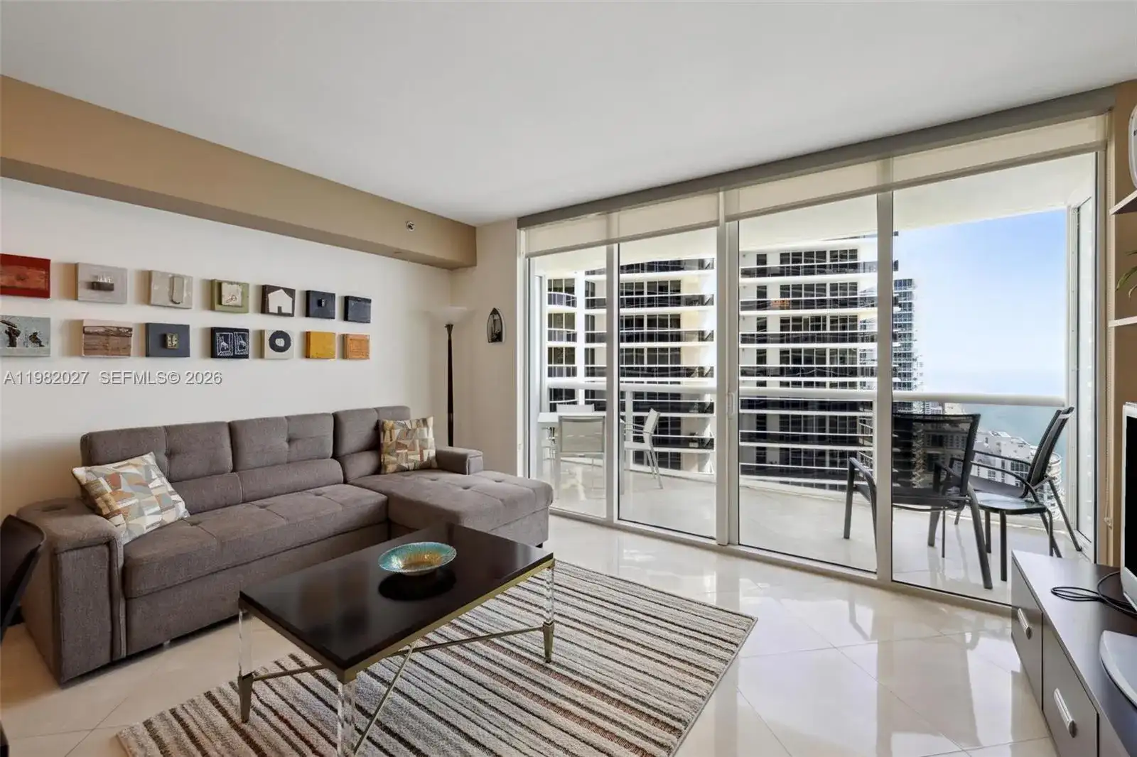 1830 S Ocean Dr # 3909, Hallandale Beach FL 33009 photo 2
