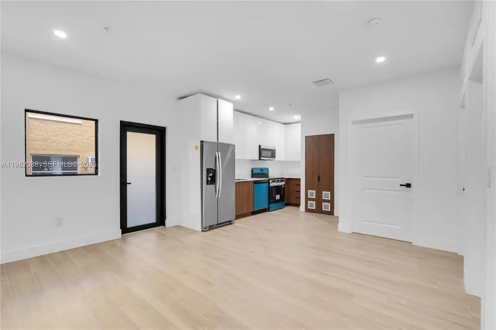 1037 NW 2nd St # 3C, Miami FL 33128 photo 3