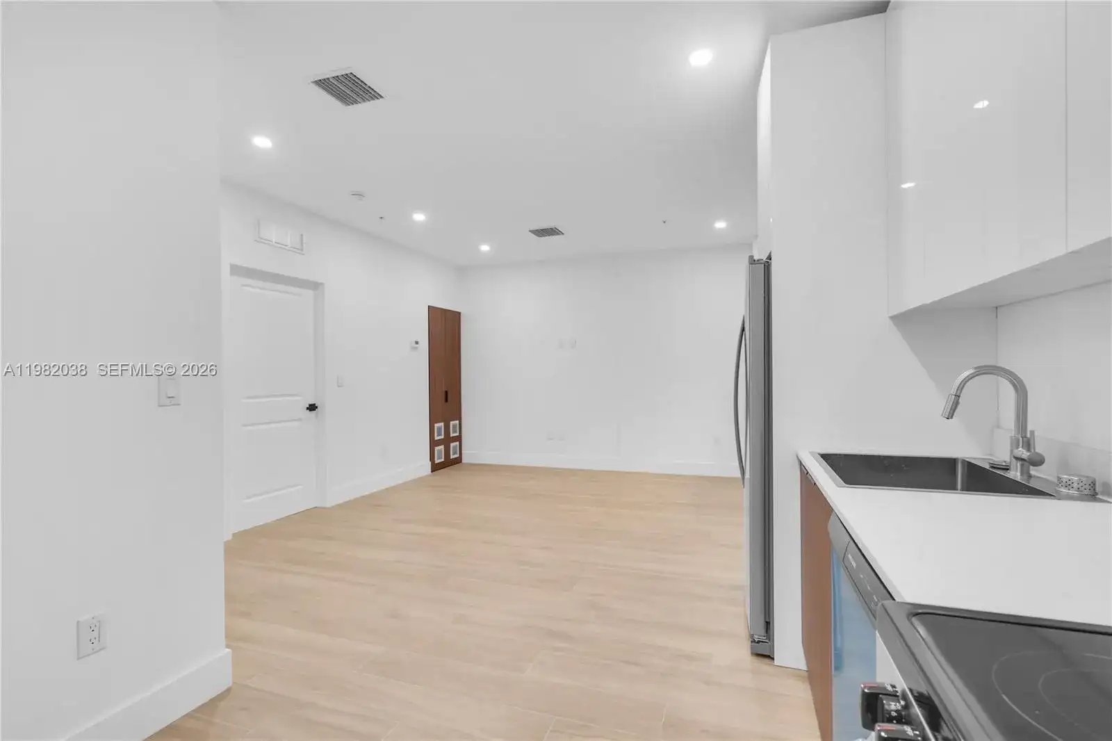 1037 NW 2nd St # 3C, Miami FL 33128 photo 4