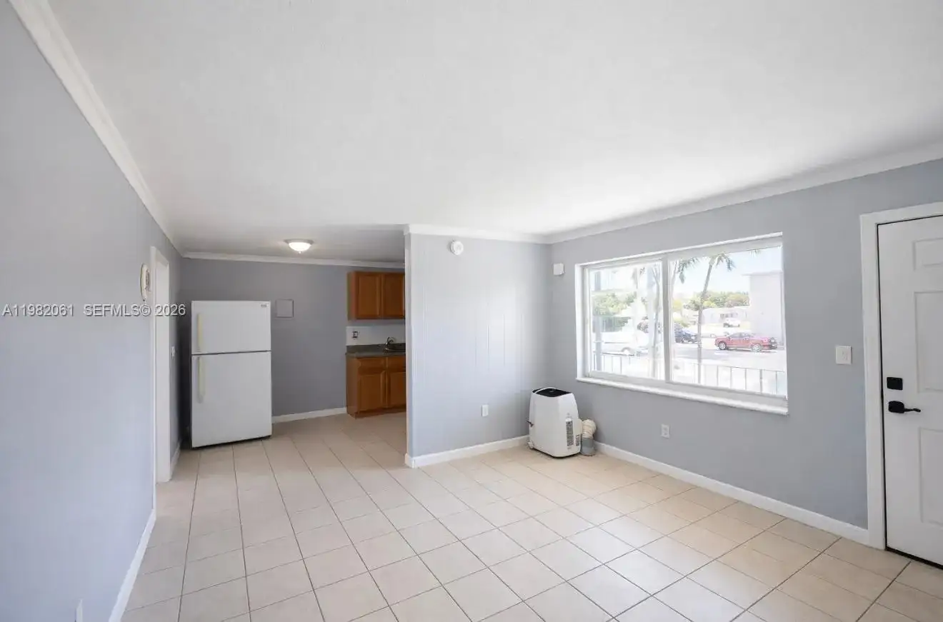 6337 W Flagler St # 18, Miami FL 33144 photo 3