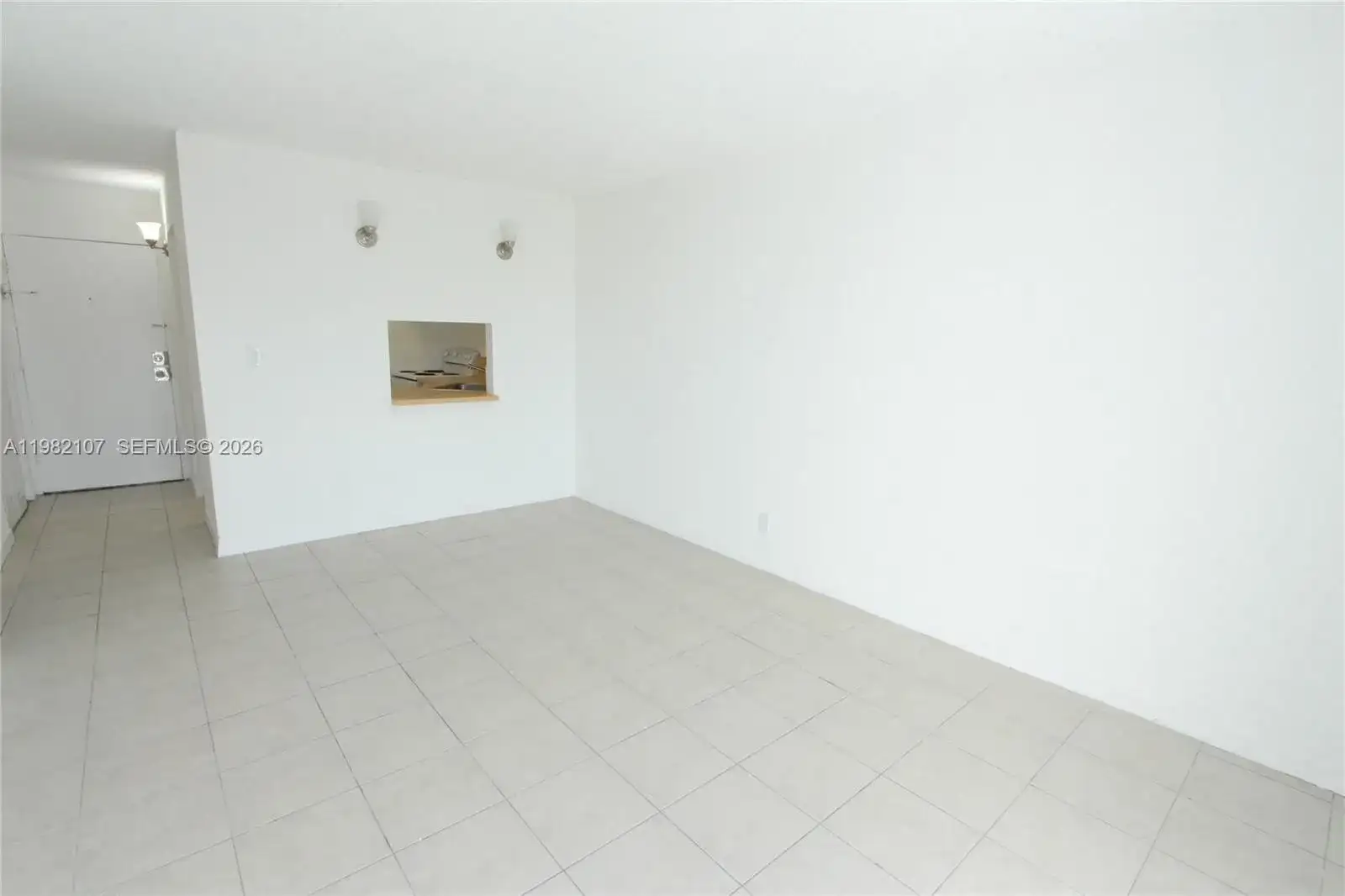4550 NW 9th St # 815E, Miami FL 33126 photo 2