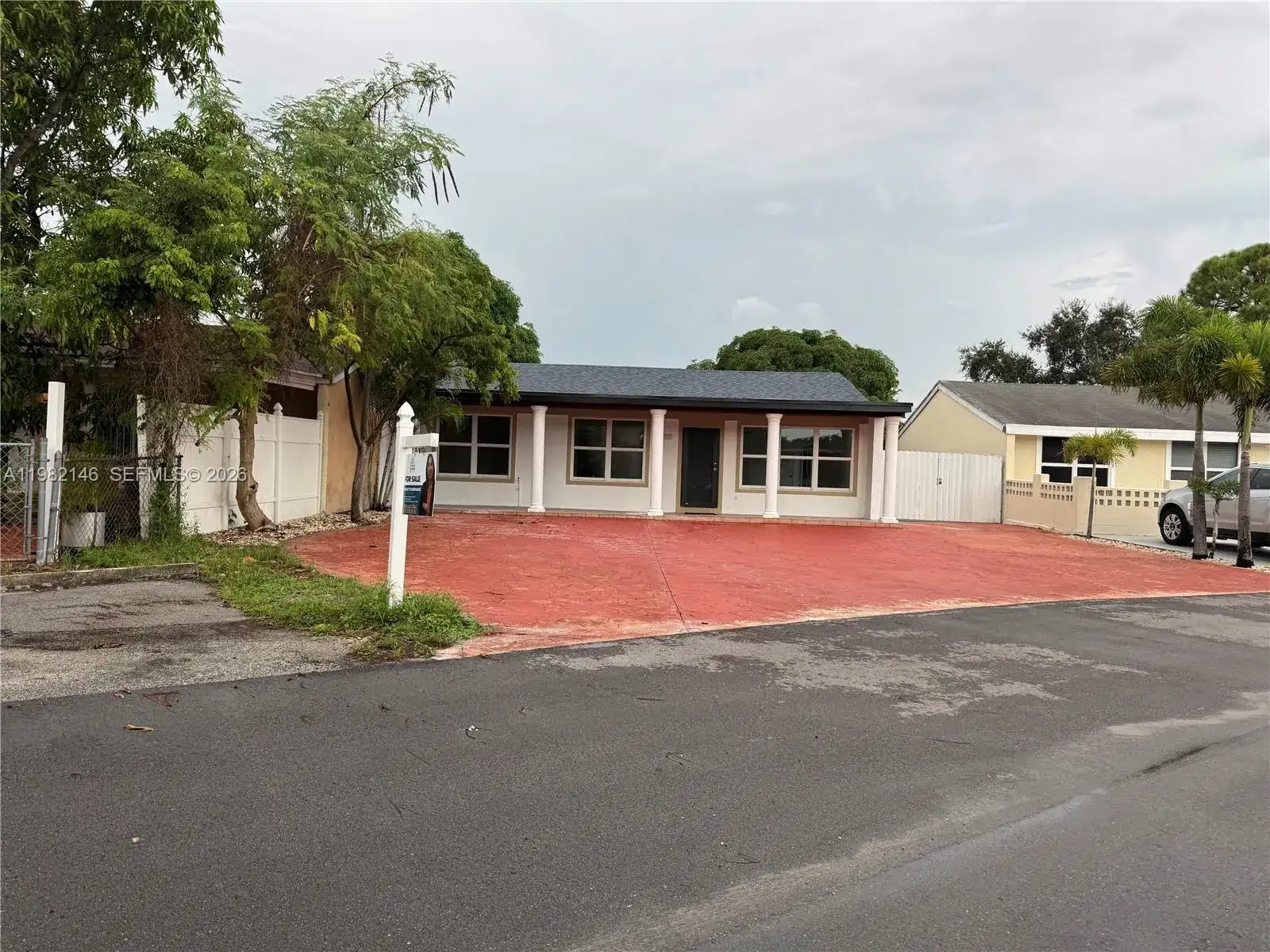 20819 NW 41st Ave Rd, Miami Gardens FL 33055 photo 2