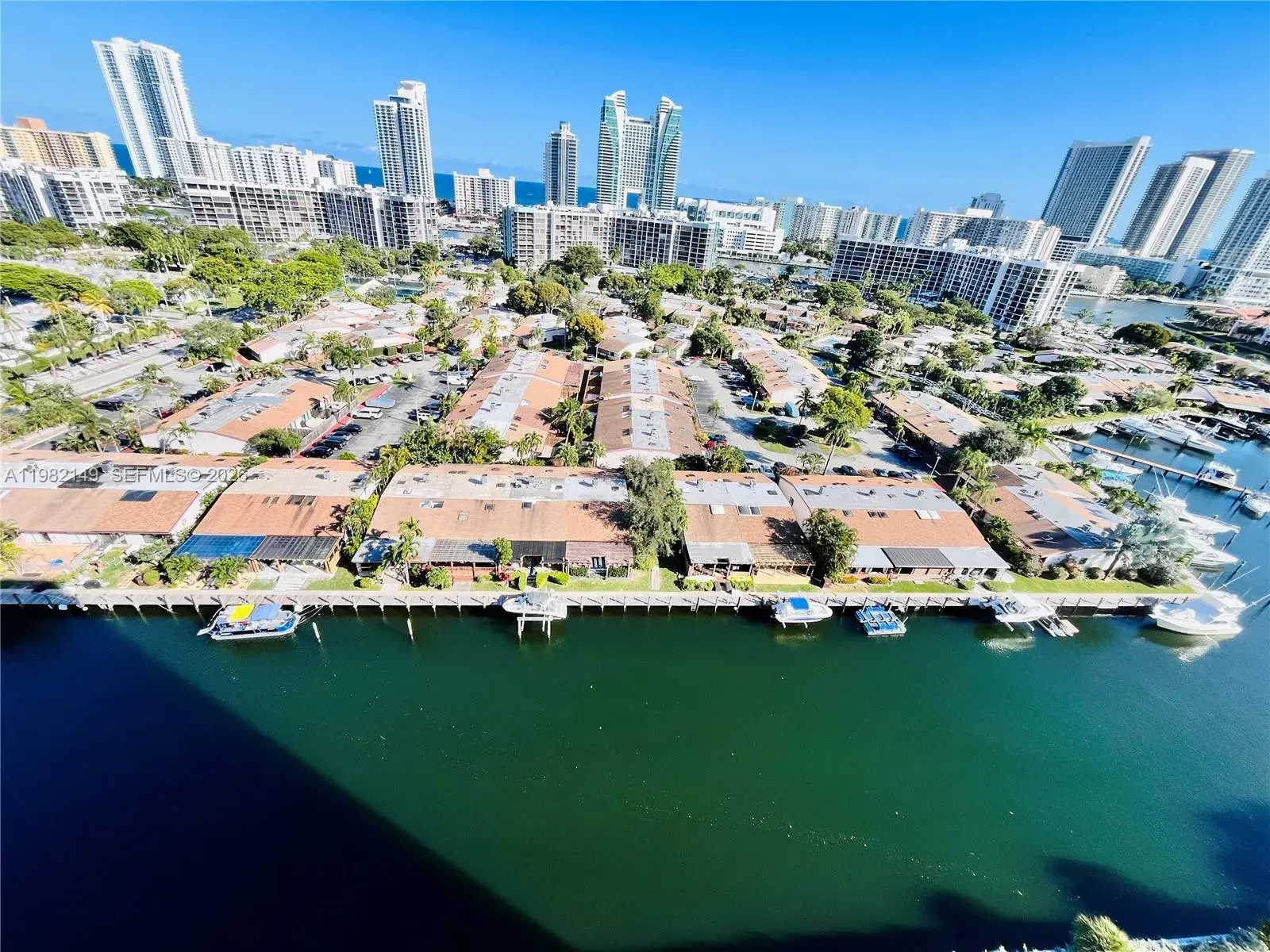 2500 Parkview Dr # 1803, Hallandale Beach FL 33009