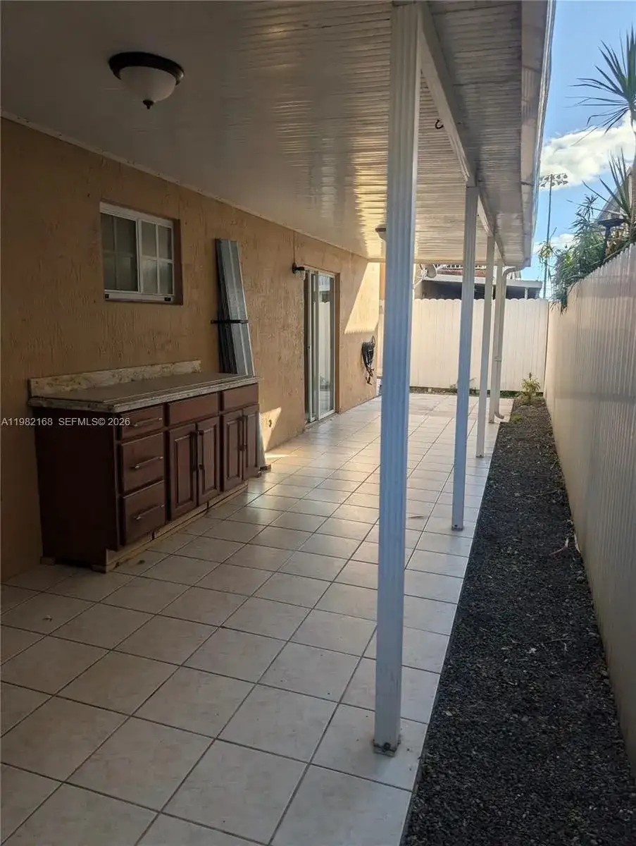 2485 W 76th St # 109, Hialeah FL 33016 photo 4
