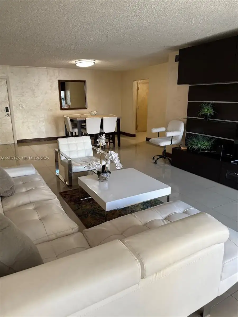 200 178th Dr # 605, Sunny Isles Beach FL 33160 photo 3