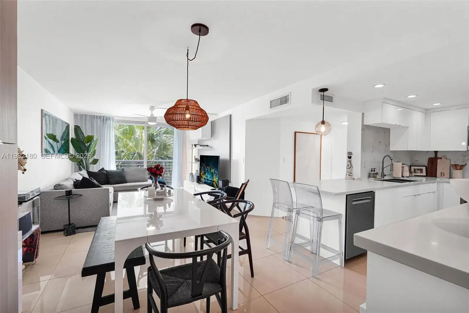 1605 Bay Rd # 201, Miami Beach FL 33139 photo 3