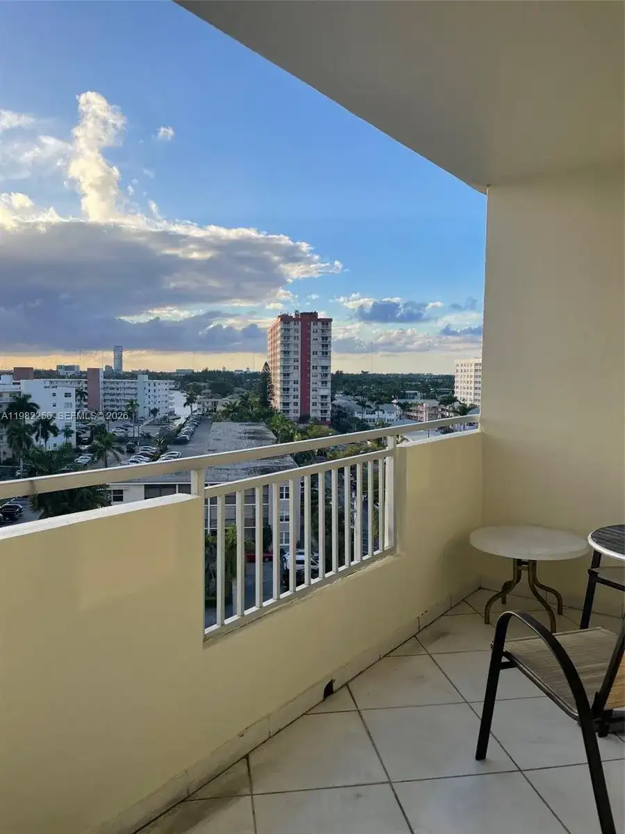 3180 S Ocean Dr # 721, Hallandale Beach FL 33009 photo 3