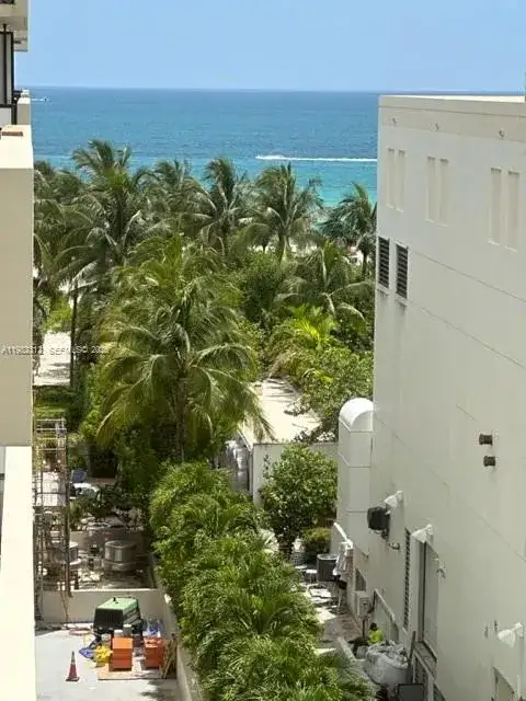 1621 Collins Ave # 706, Miami Beach FL 33139 photo 3