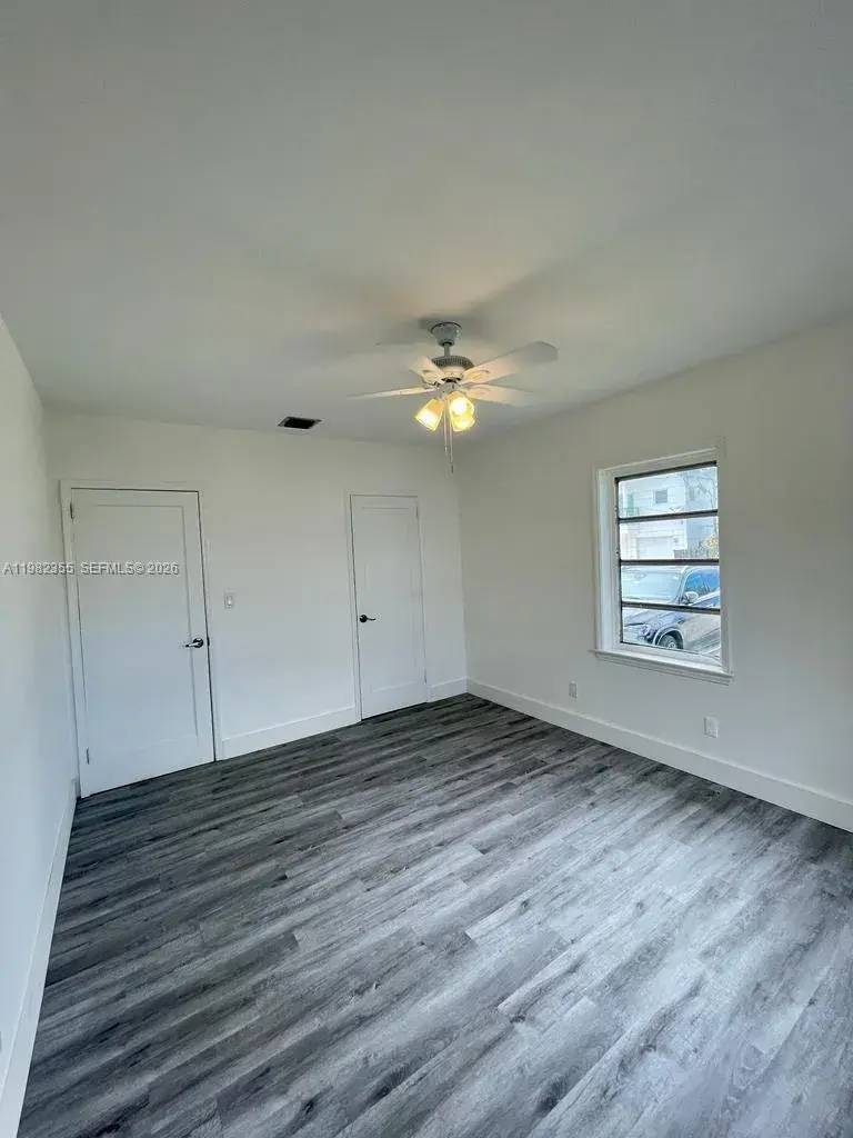 820 SE 12th St # 1, Fort Lauderdale FL 33316