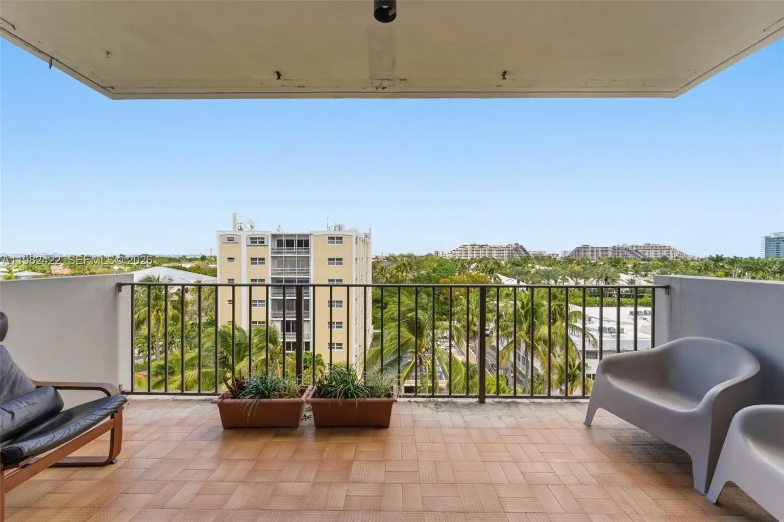 575 Crandon Blvd # 707, Key Biscayne FL 33149