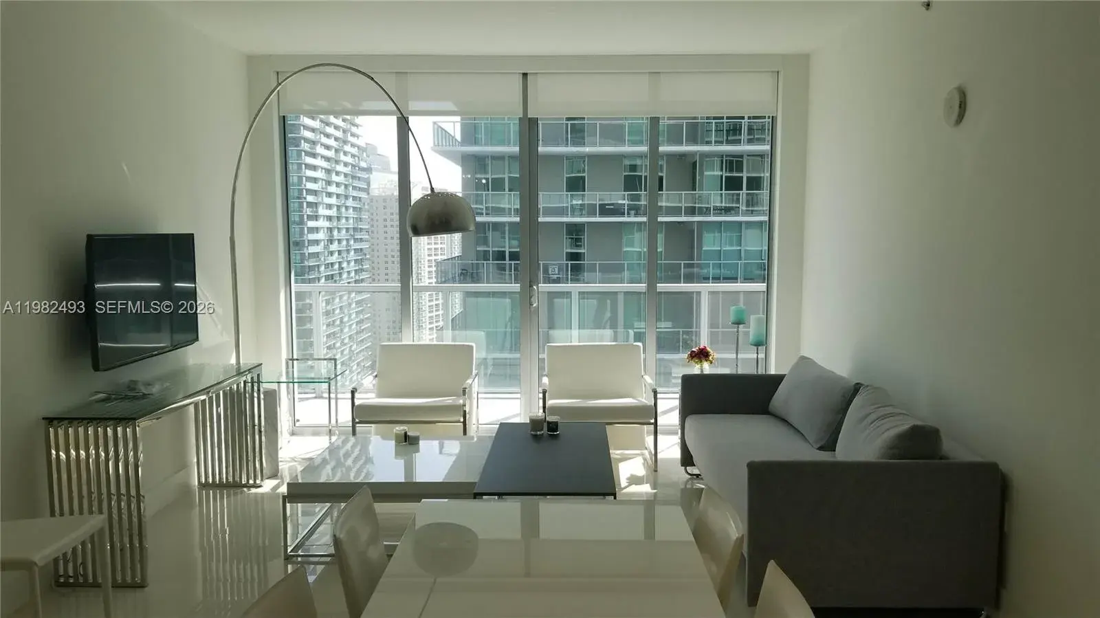1111 SW 1st Ave, Miami FL 33130