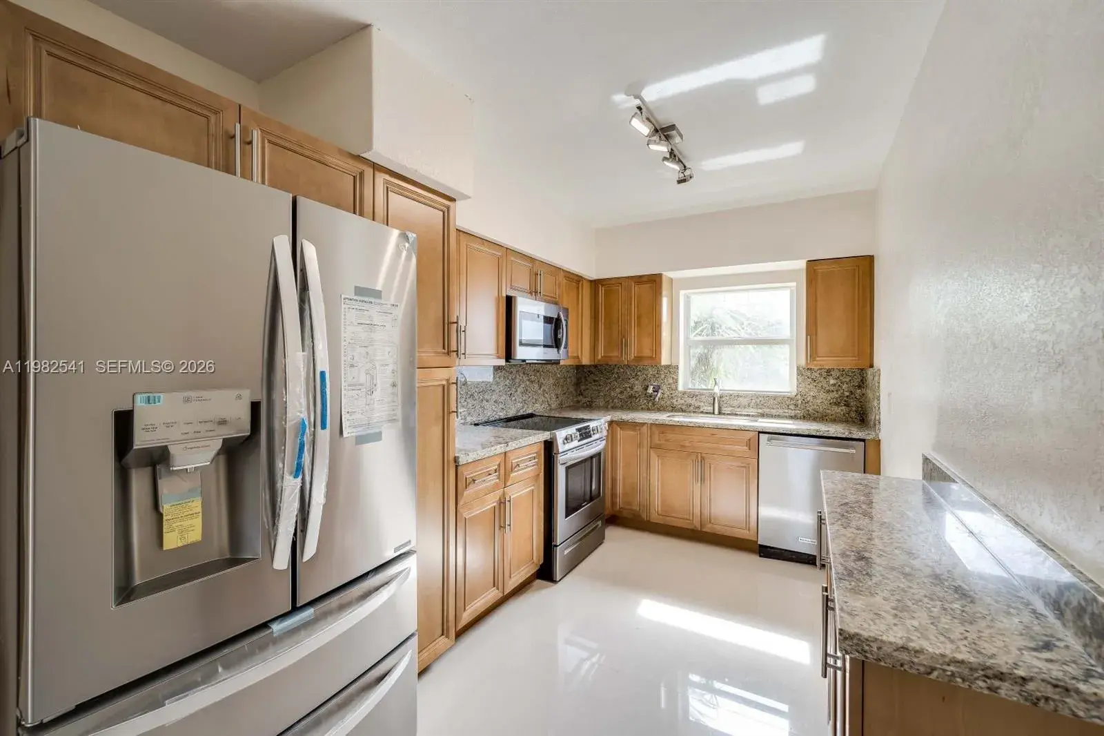 2600 S Ocean Dr # S314, Hollywood FL 33019