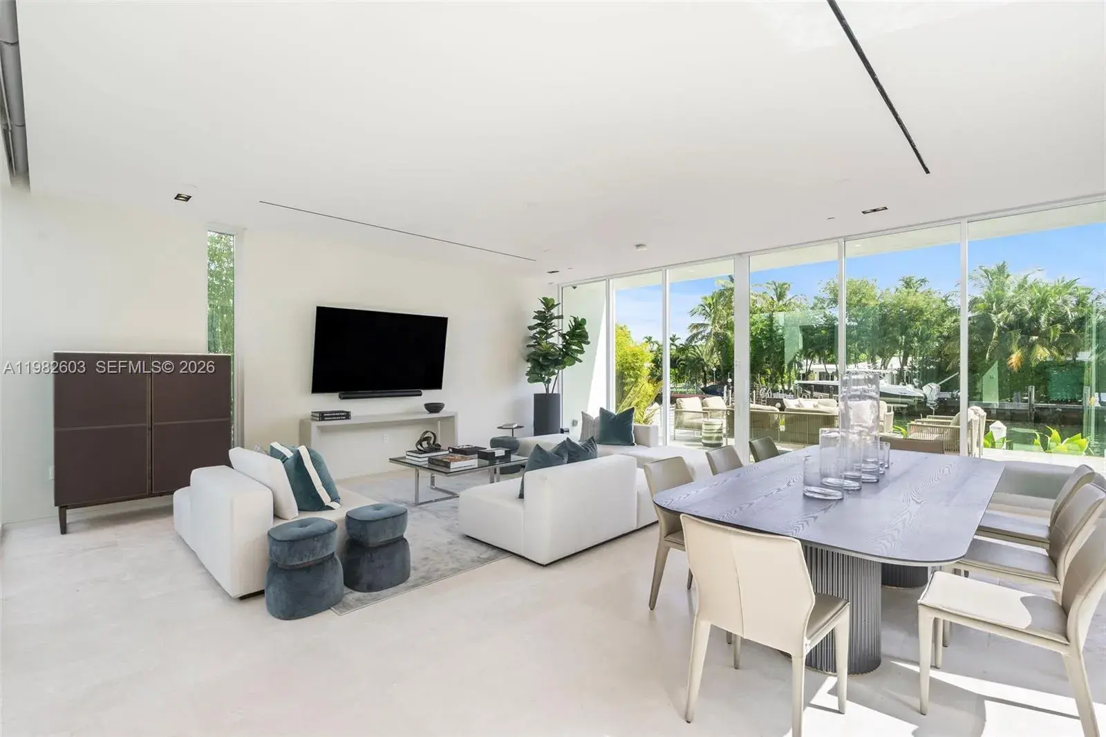 1011 W 48th St # 8, Miami Beach FL 33140