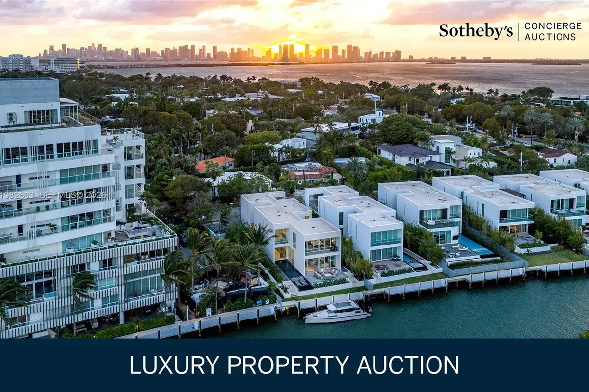 1011 W 48th St # 8, Miami Beach FL 33140