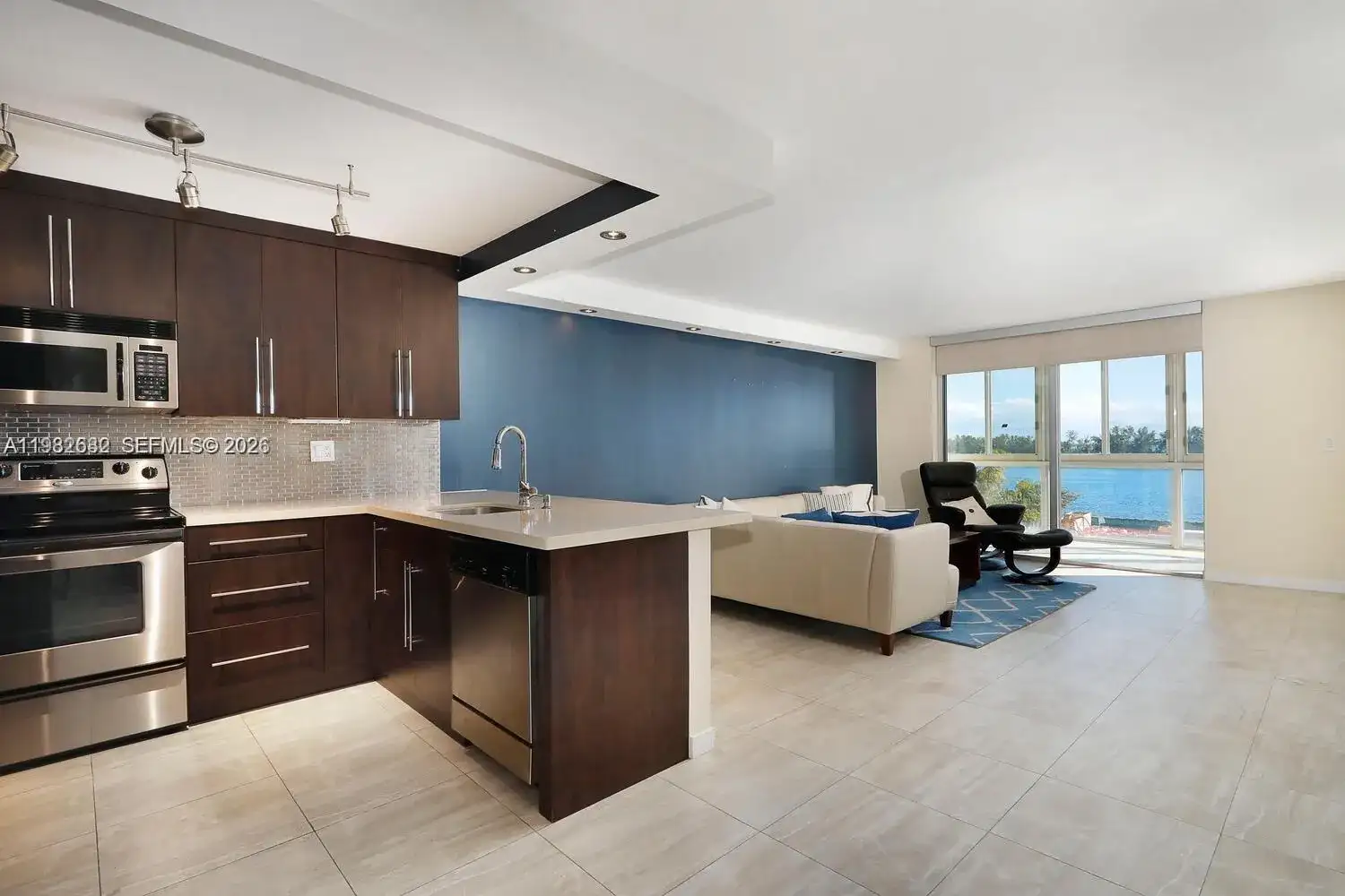 145 SE 25th Rd # 502, Miami FL 33129 photo 4