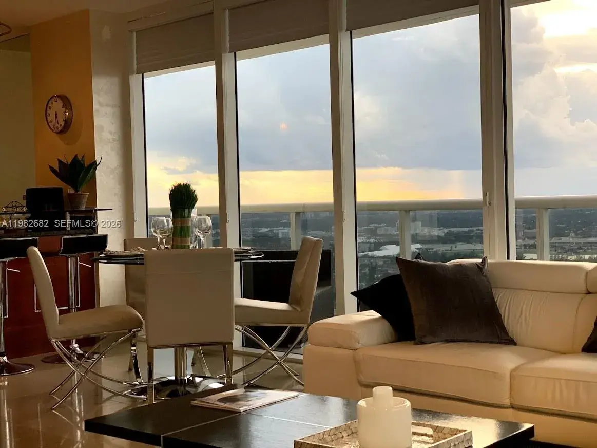 1830 S Ocean Dr # 4608, Hallandale Beach FL 33009