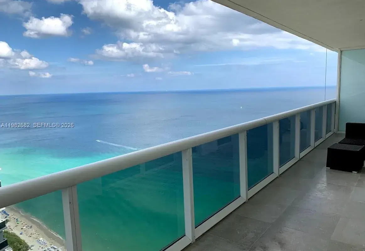 1830 S Ocean Dr # 4608, Hallandale Beach FL 33009