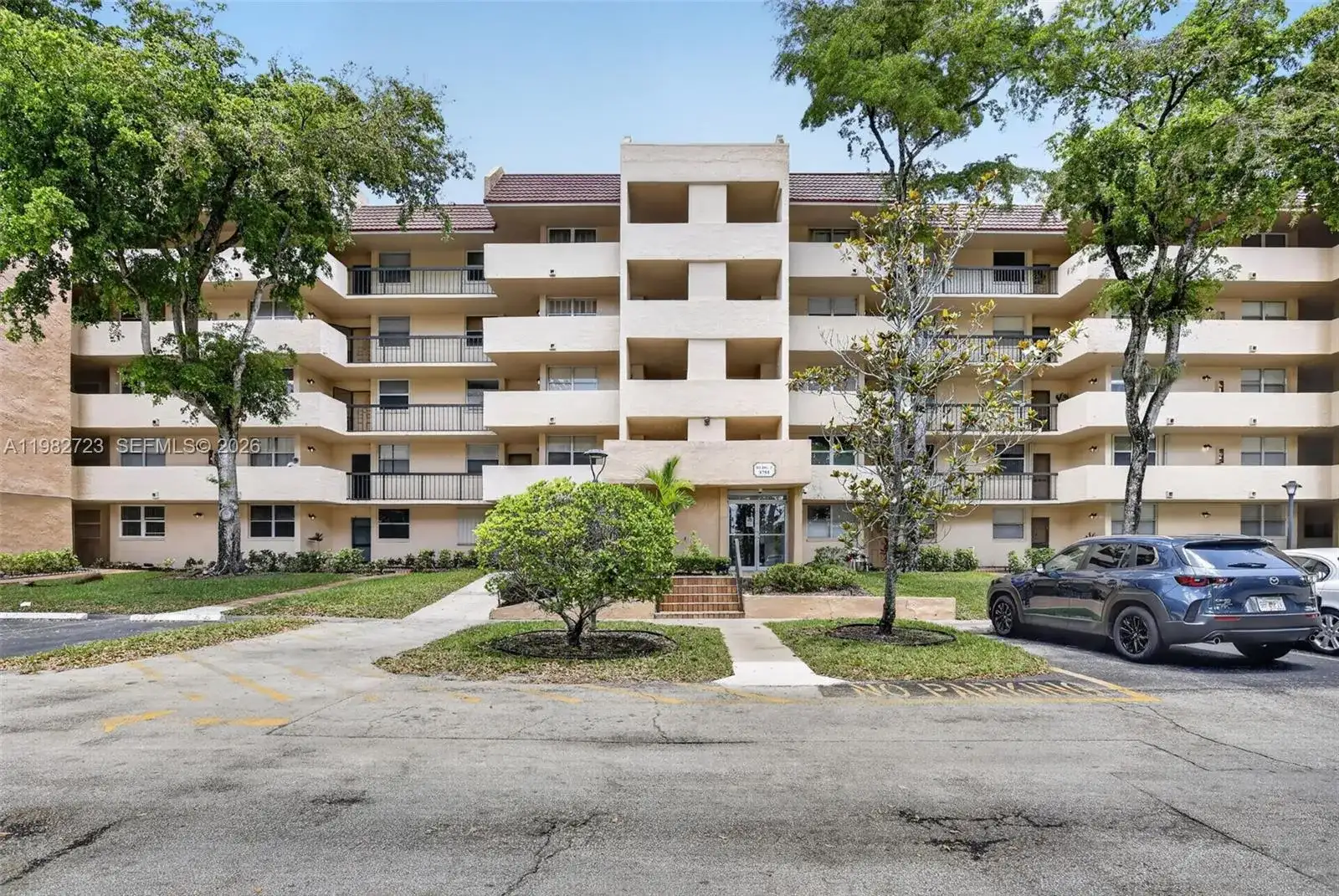 3751 Environ Blvd # 141, Lauderhill FL 33319 photo 5