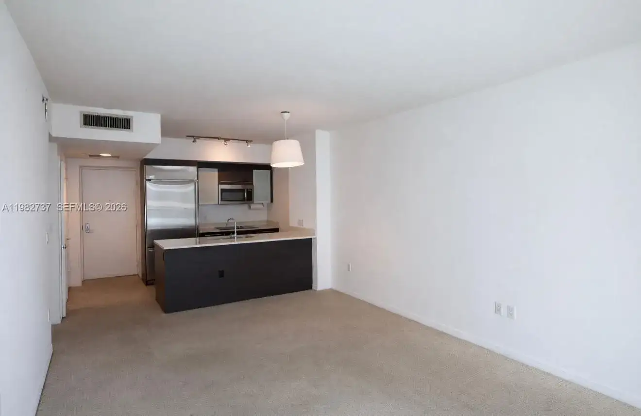 500 Brickell Ave # 2904, Miami FL 33131 photo 3