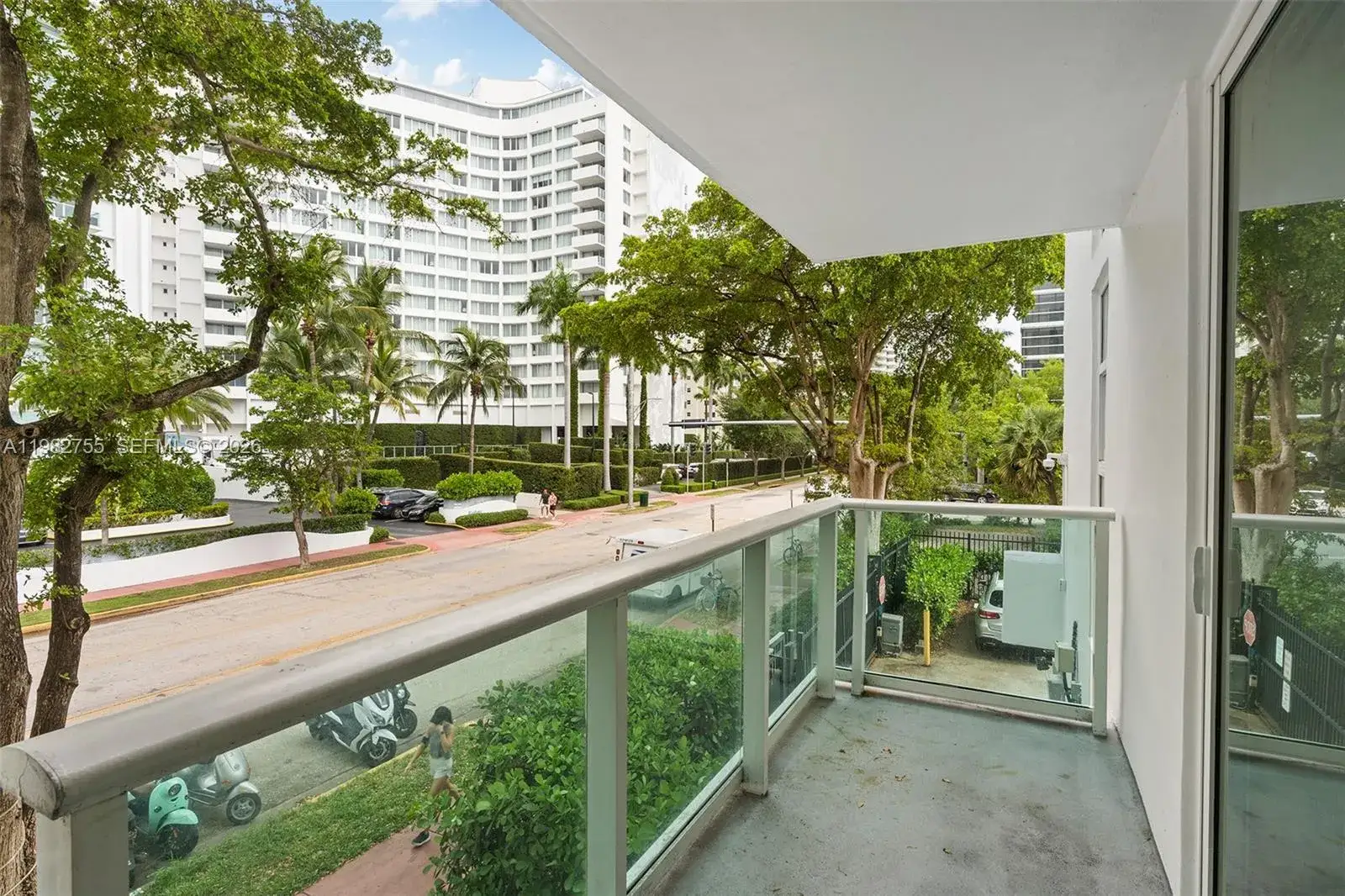 2 bedroom 2 bath Residential for sale at 1035 West Ave # 201, Miami Beach FL 33139