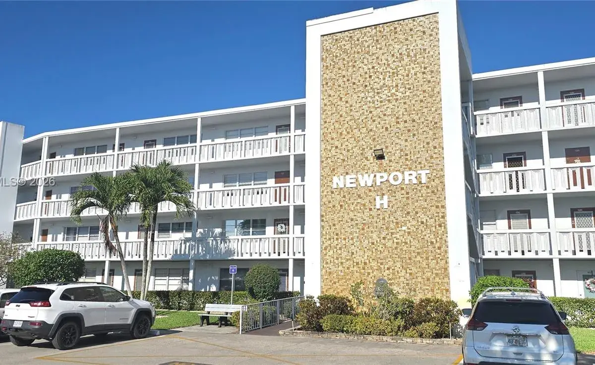 3037 Newport H # 3037, Deerfield Beach FL 33442